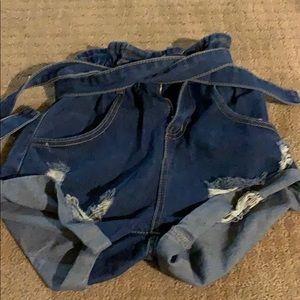 women’s jean shorts with bow